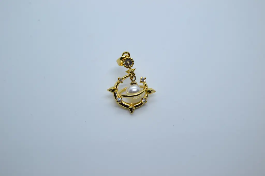 Elegant star-Gold plated