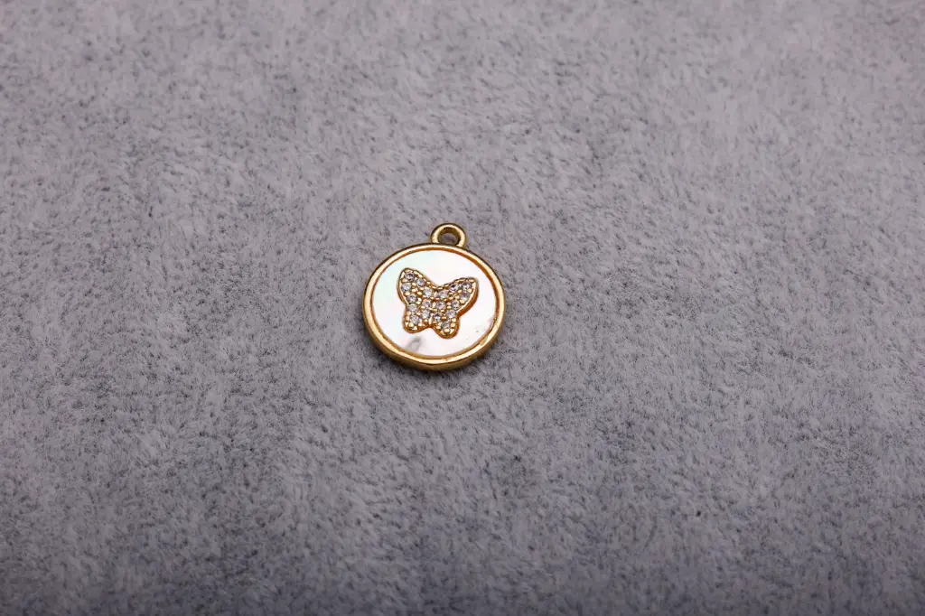 Small butterfly-Gold plated 